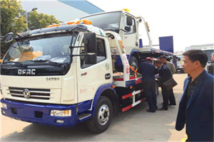 蒸湘汽车道路救援拖车价格